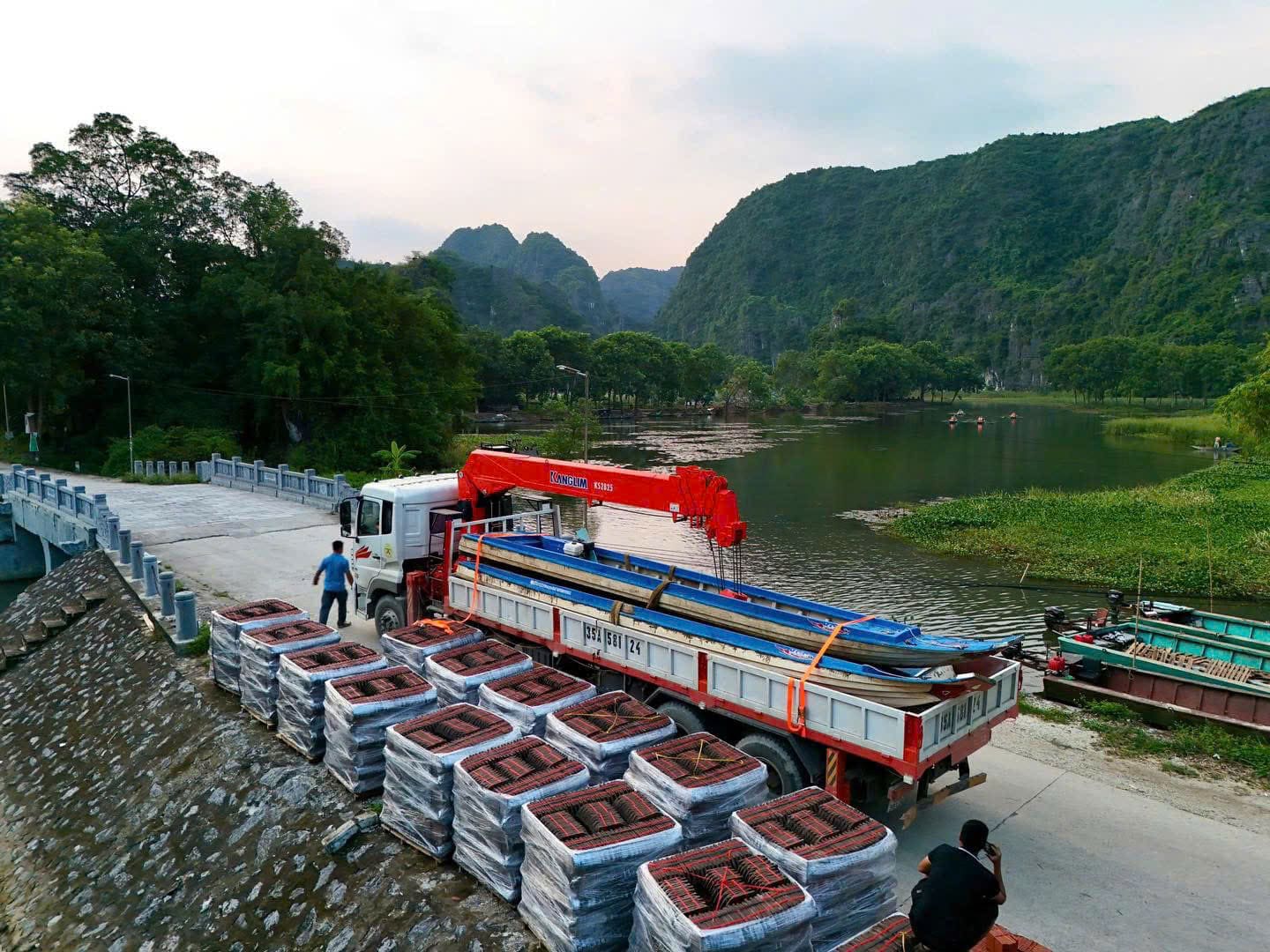 NINH BÌNH HỖ TRỢ KHẨN CẤP ĐỒNG BÀO VÙNG LŨ THÁI NGUYÊN TRONG ĐÊM